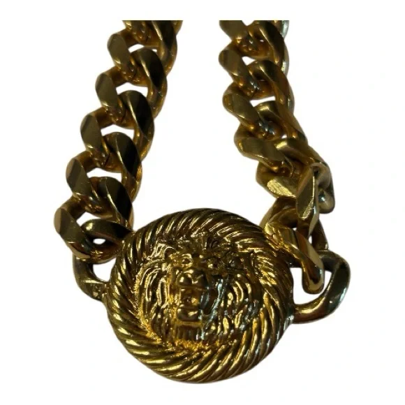 Gold Chain Necklace - Picture 3 of 5